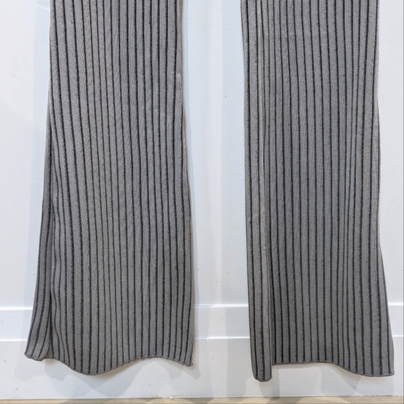 ZARA | Women's Light Grey/Blk Striped Pull-on Long Flare Leg Stretch Pants NWOT - Picture 3 of 5